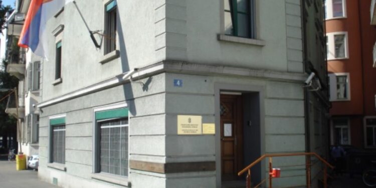 Provokacija: Ustaški grafiti osvanuli na konzulatu Srbije u Cirihu!