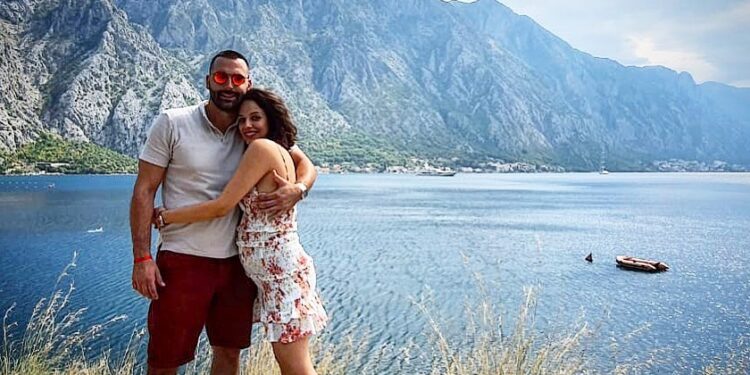 Marina Ćosić ponosno pokazala trudnički stomačić (FOTO)