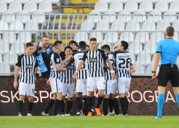 Partizan ubedljivo završio polusezonu: Crno-beli protiv Mladosti stigli do 6. pobede u nizu (VIDEO)