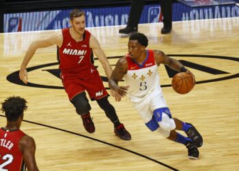 „Pao“ Božićni NBA rekord: Dragić i Robinson održali „čas košarke“ protiv Pelikansa (VIDEO)