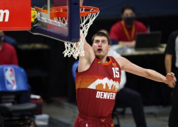 Jokić posle rekordnog broja asistencija i tripl-dabla protiv Hjustona: Ja prosto igram tako!