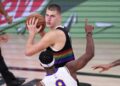 Jokić stigao na trening Denvera i odmah „pecnuo“ Mareja (VIDEO)