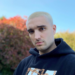 Pevač saopštio javnosti da ima tumor na mozgu, pa se emotivnom porukom zahvalio supruzi na podršci
