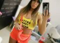 Sandra Afrika provocira: Ruka između nogu, dekolte do pupka (FOTO)