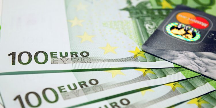 Kurs dinara 117,58