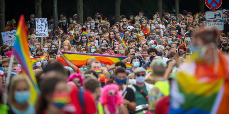 Dobre vesti za gej navijače, LGBT zastave mogu na stadione tokom Mundijala u Kataru