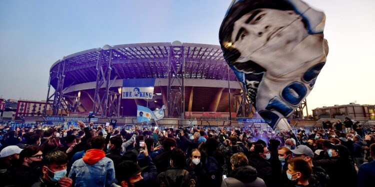 Stadion u Napulju zvanično “Dijego Armando Maradona”