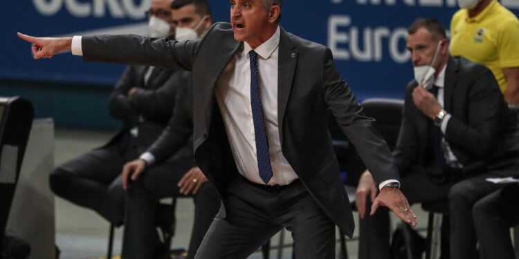 Kokoškov dobija novo pojačanje, Vesterman napušta Fener