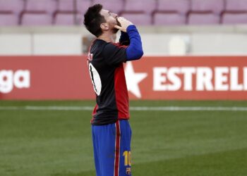 Mesi kažnjen zbog „Maradoninog dresa“
