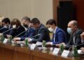 Krizni štab pred odlukom o ublažavanju mera: Šoping molovi, radnje i tržni centri ipak rade za vikend?