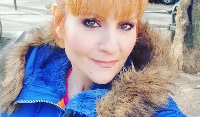 Aleksandra Kovač uzela stvar u svoje ruke i transformisala dvorište (FOTO)