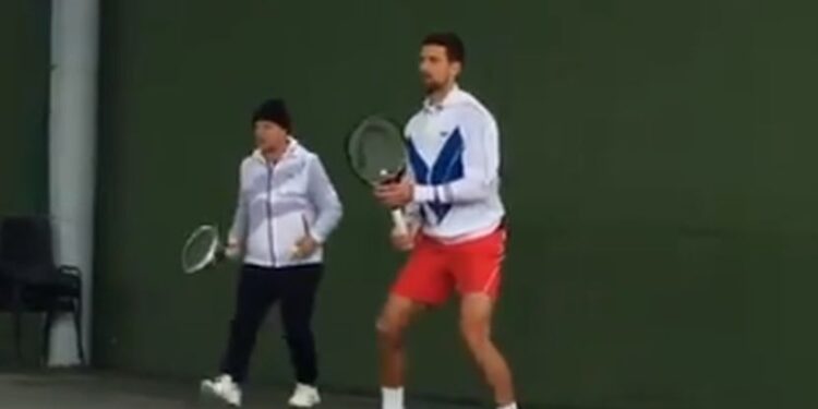 Novakove muke u Marbelji: Đoković jedva našao teren za trening (VIDEO)