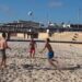 Novak posle strogog karantina uživa u Australiji: Plaža more i “pokušaj” Ronaldinja (VIDEO)