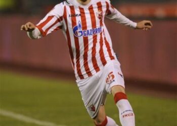 „Nije se znalo ko pije, a ko plaća“: Filip Mladenović o danima provedenim u Crvenoj zvezdi