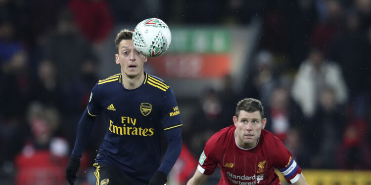 Ozil potpisao za klub čiji je navijač