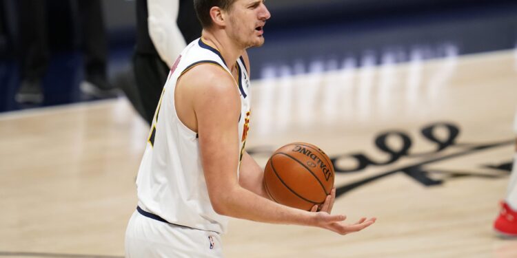 Neuništivi Nikola Jokić (VIDEO)