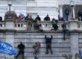 Demonstrant koji je hapšen zbog upada u Kongres nađen mrtav