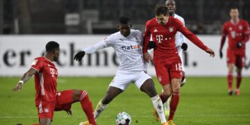 Bajern Minhen vodio 2:0 pa dobio fudbalsku lekciju od Mehengladbaha