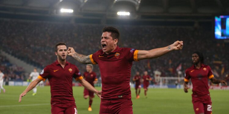 Italijani tvrde: Zvezda kreće po bivšeg igrača Rome (FOTO)