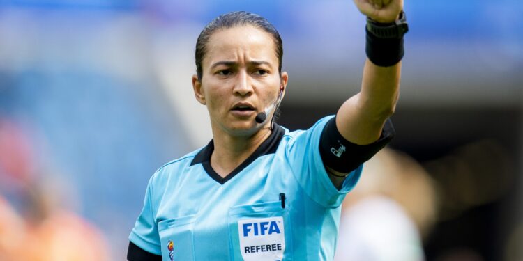 Brazilka Alveš Batista prva žena sudija na SP za klubove