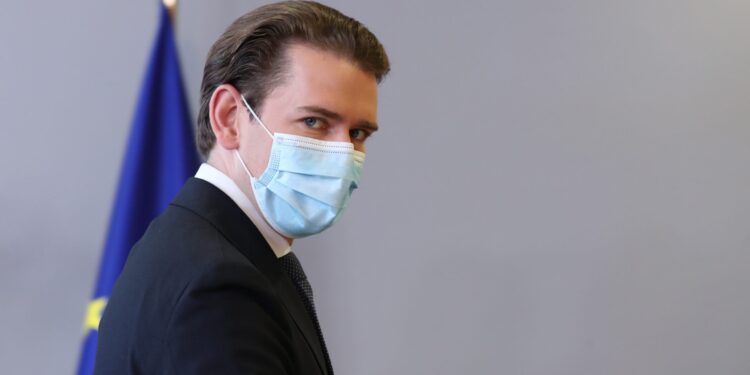 Austrija: Zbog pretnje kancelaru kažnjen sa 1.000 evra