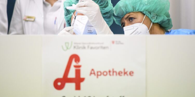 Drastičan skok u Austriji: 3.510 novoobolelih i 53 umrlih
