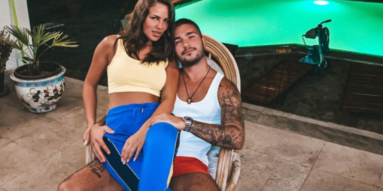 Bojana Rodić pozirala u Šijanovom zagrljaju (FOTO)