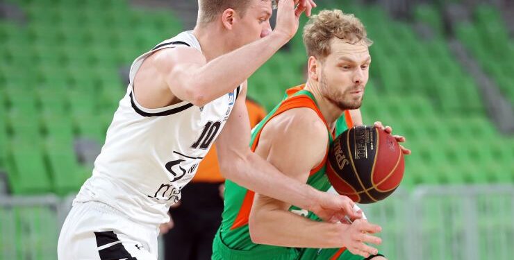 Jaka Blažič razbio Partizan: Težak poraz crno-belih za kraj nade o plej-ofu (VIDEO)