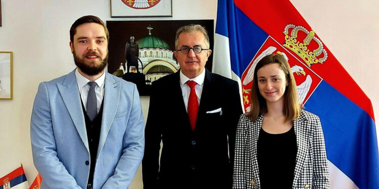 Bivši studenti savetuju buduće