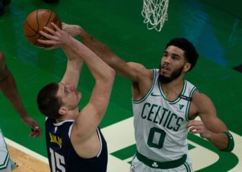 Boston sprečio Jokića da napravi novi dabl-dabl (VIDEO)