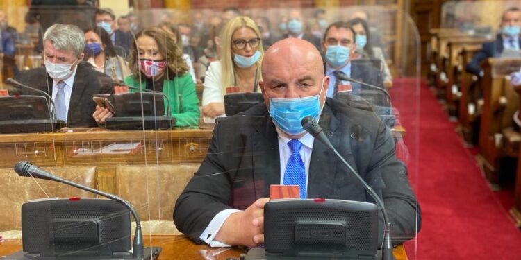 Palma: Dozvolite barem 10 000 navijača protiv Milana, u Jagodini otvaramo tri nove fabrike!