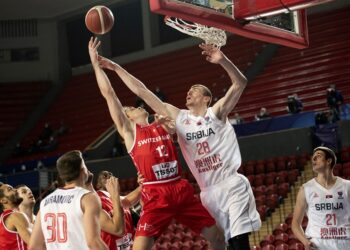 Srbija izbegla novu katastrofu od Švajcarske: Orlovi perfektnom četvrtinom stavili tačku na FIBA kvalifikacije