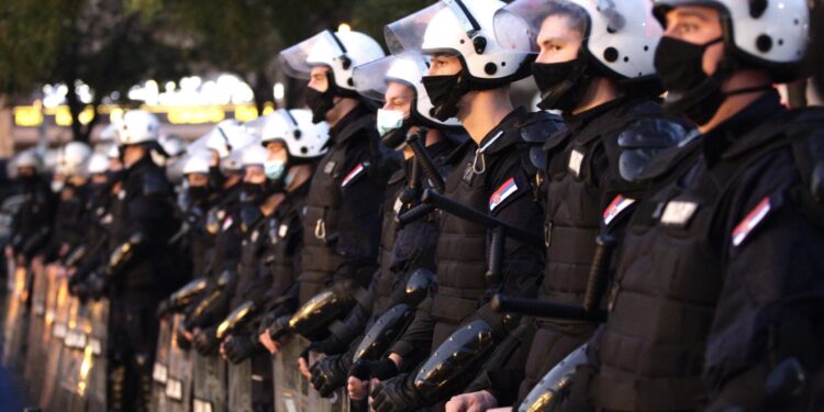 Policija na stadionima Zvezde i Partizana: Treninzi odloženi, Marakana i JNA blokirani