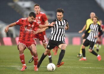 Partizan nastavio pobedničku seriju: Crno-beli razbili Voždovac za polufinale Kupa