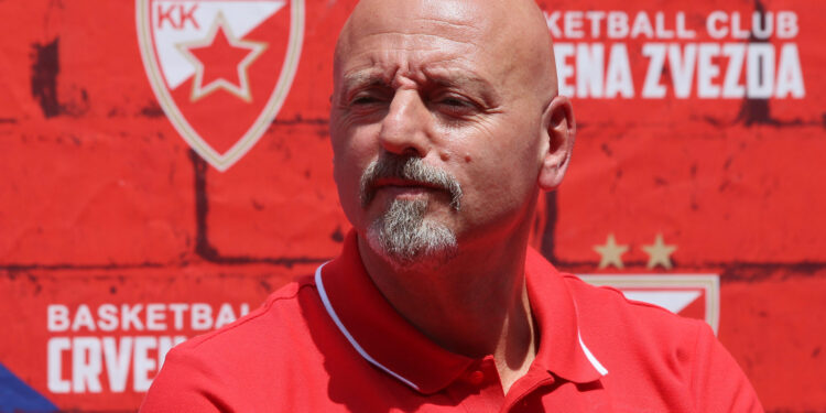 Oglasio se Saša Obradović iz bolnice, imao samo kratku i jasnu poruku