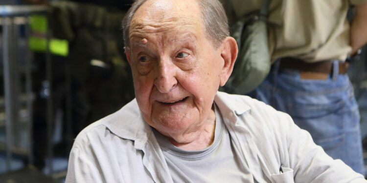 Vlasta je bio uz Zvezdu od osnivanja, gradio je Marakanu, s 93 joj dao pehar, a peckao je i Partizan
