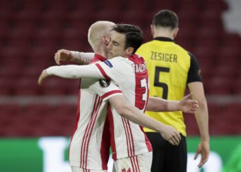 Tadić pogodio za Ajaks, Milan se u 92. minutu izvukao protiv Mančester junajteda
