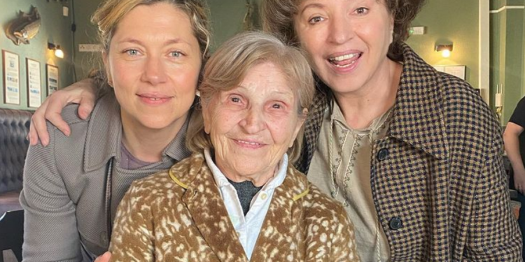Mira Banjac, Mirjana Karanović i Branka Katić oduševile fanove zajedničkom fotografijom! (FOTO)