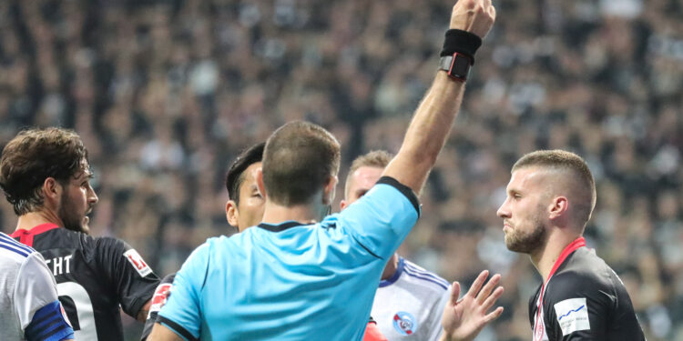 Rebić suspendovan zbog vređanja sudije
