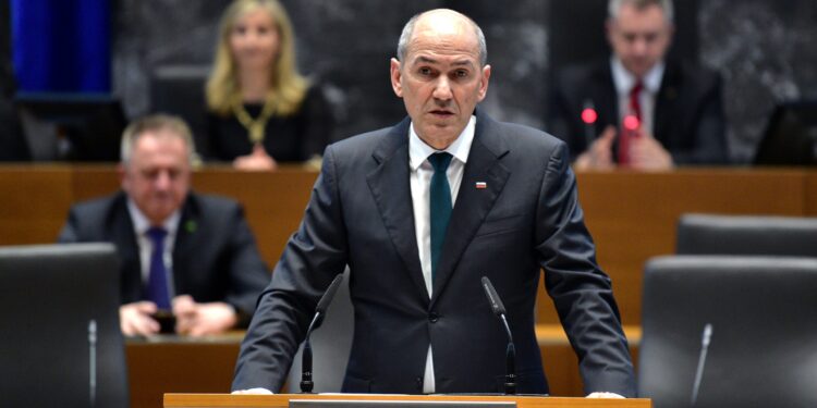 Premijer Janša uvredio muslimane u Sloveniji