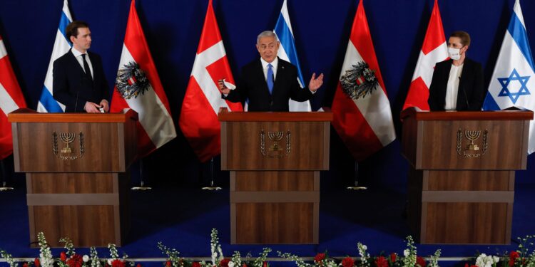 EU uznemirena, puca joj vakcinalni sistem – udružuju se Izrael, Danska i Austrija