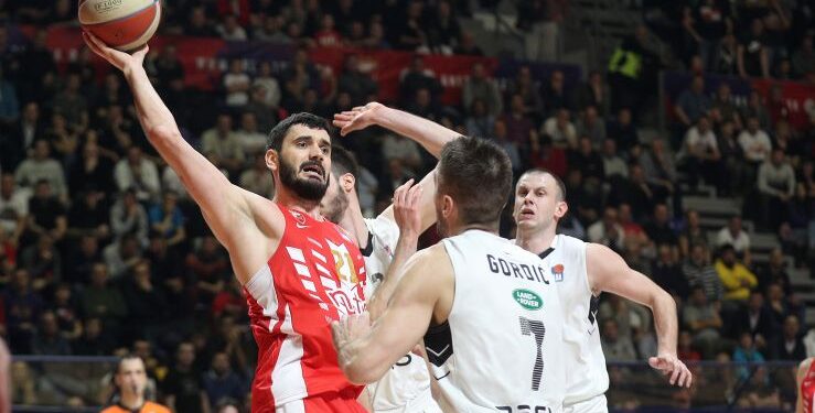 Večiti derbi ABA lige: Zvezda večeras domaćin Partizanu