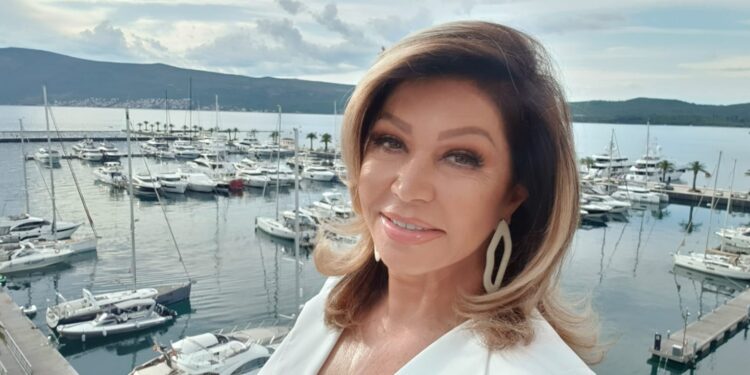 Ćerka Nede Ukraden danas proslavlja 41. rođendan, a ona joj se obratila emotivnim rečima i čestitala divan dan! (FOTO)