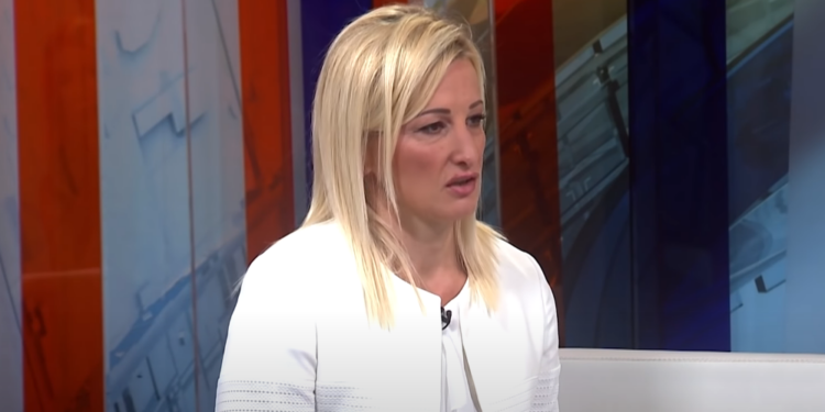 Žene kao uspešne preduzetnice (2): Hrana, cveće i vez