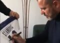 Dres Dejana Stankovića prodat za 105.000 dinara (VIDEO)