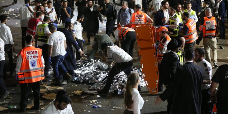 Stampedo na severu Izraela: Više od 40 ljudi poginulo na verskom festivalu (VIDEO)