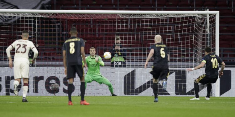 Tadić asistirao za gol pa postao tragičar u porazu Ajaksa (VIDEO)