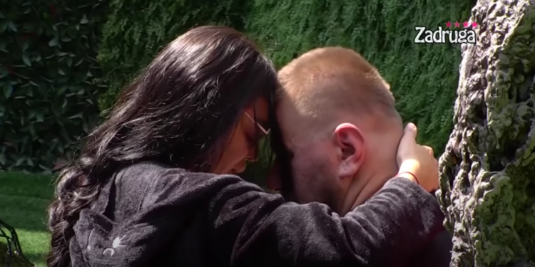 Maja Marinković i Marko Janjušević zakopali ratne sekire nakon tuče u spavaćoj sobi! (VIDEO)