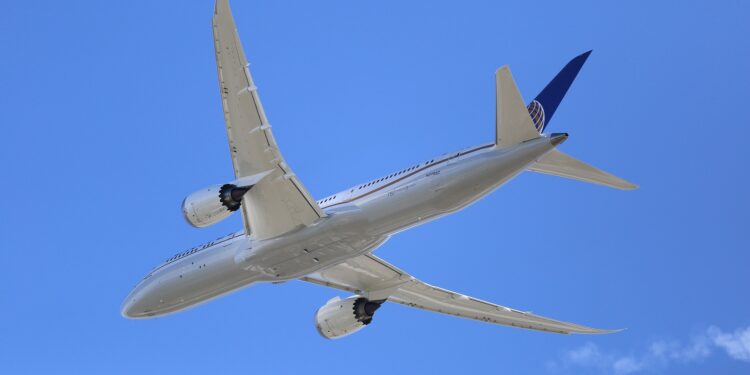 Avion iz Tokija ka Frankfurtu prinudno sleteo u Krasnojarsk