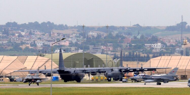 Turci traže od Erdogana da protera američke vojnike iz zemlje (VIDEO)